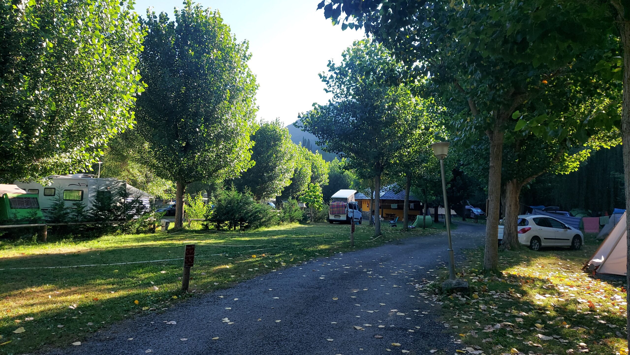 CAMPING LLAVORSI