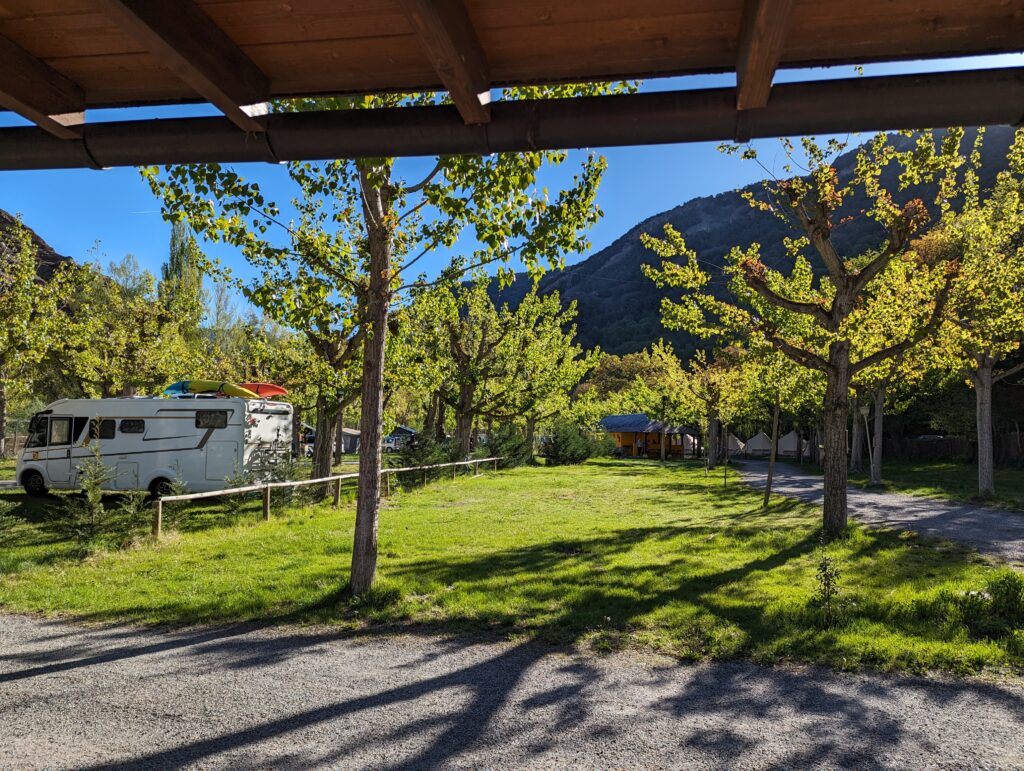 CAMPING LLAVORSI